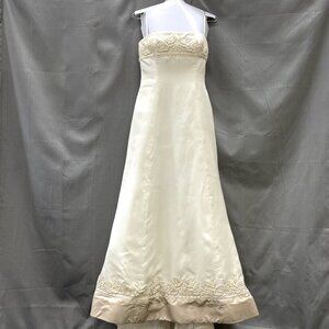 Vintage 90s Vera Wang Ivory Wedding Dress